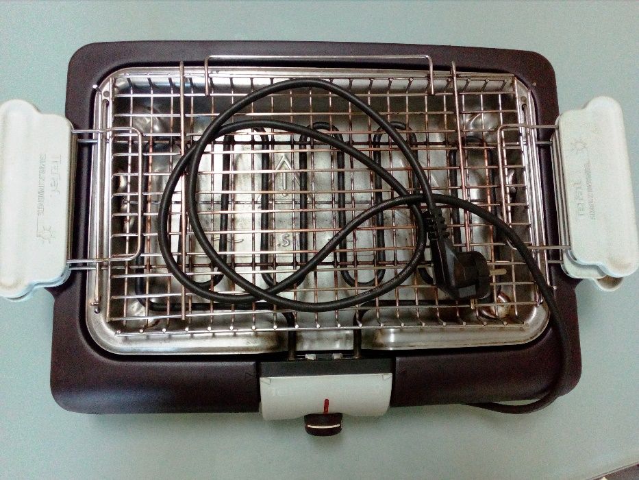 Grelhador elétrico Tefal Avariado