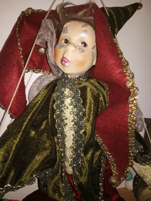 Elfo de 1m, gigante, com corda costas, musical (Xmas)