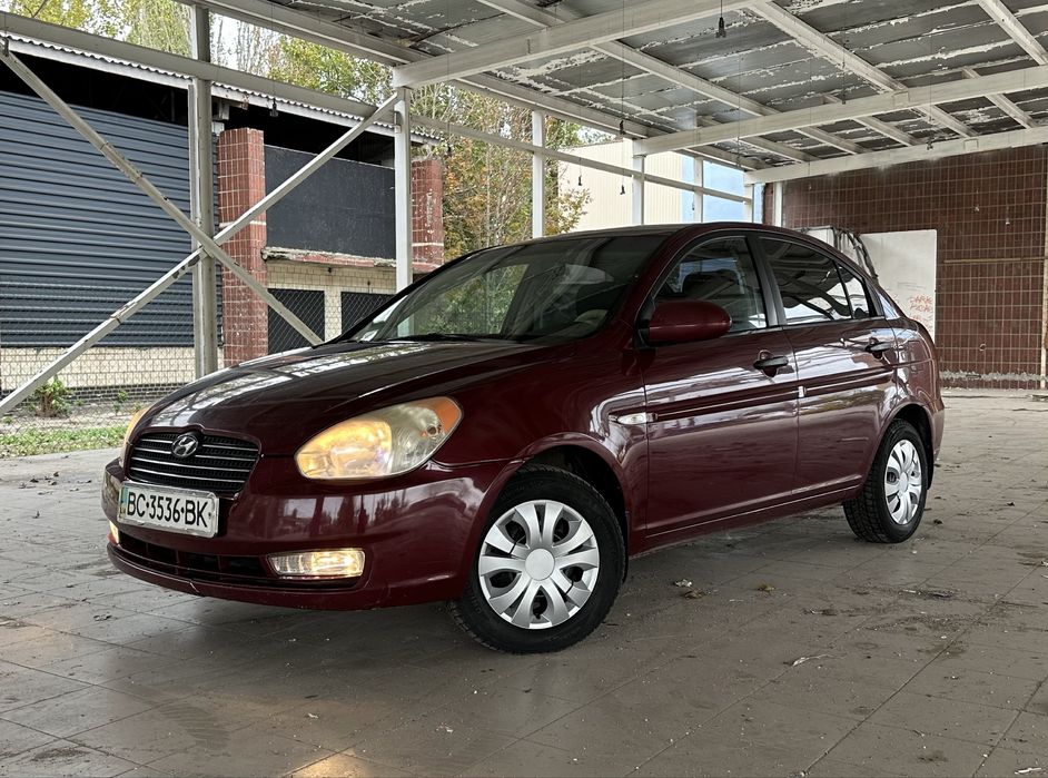 автомобіль Hyundai accent