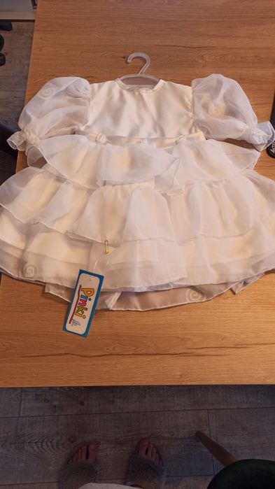 Ubranko dla dziewczynki.