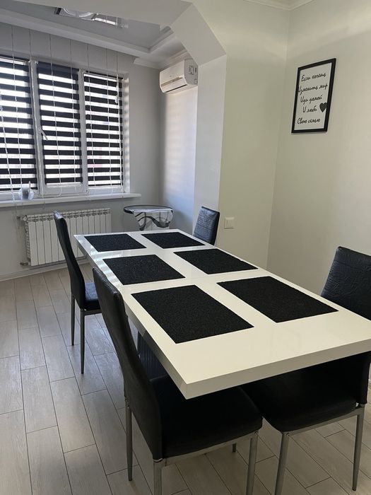 Сдам 2 х к.кв.на Песках в новом доме