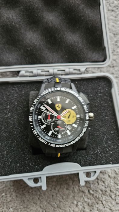 Zegarek Ferrari Scuderia