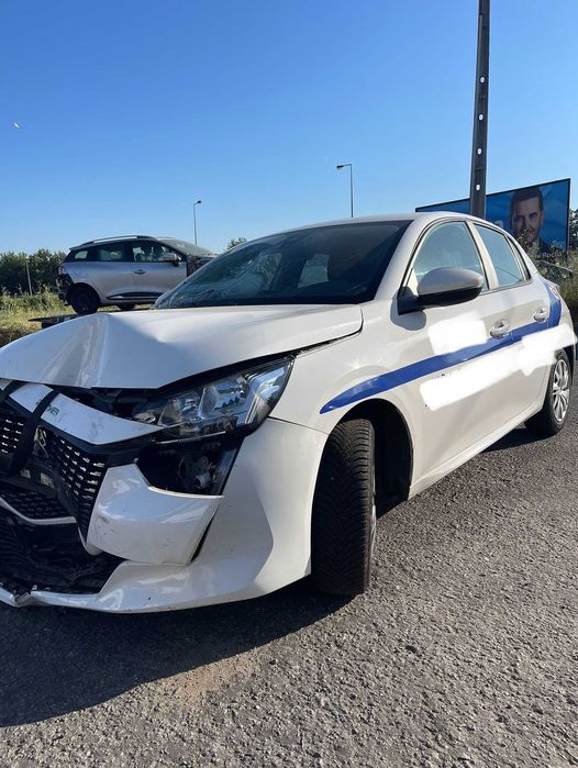 Peugeot 208 para peças 2021!