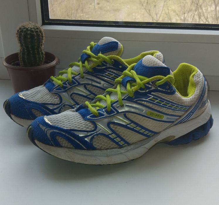 Кроссовки на мальчика