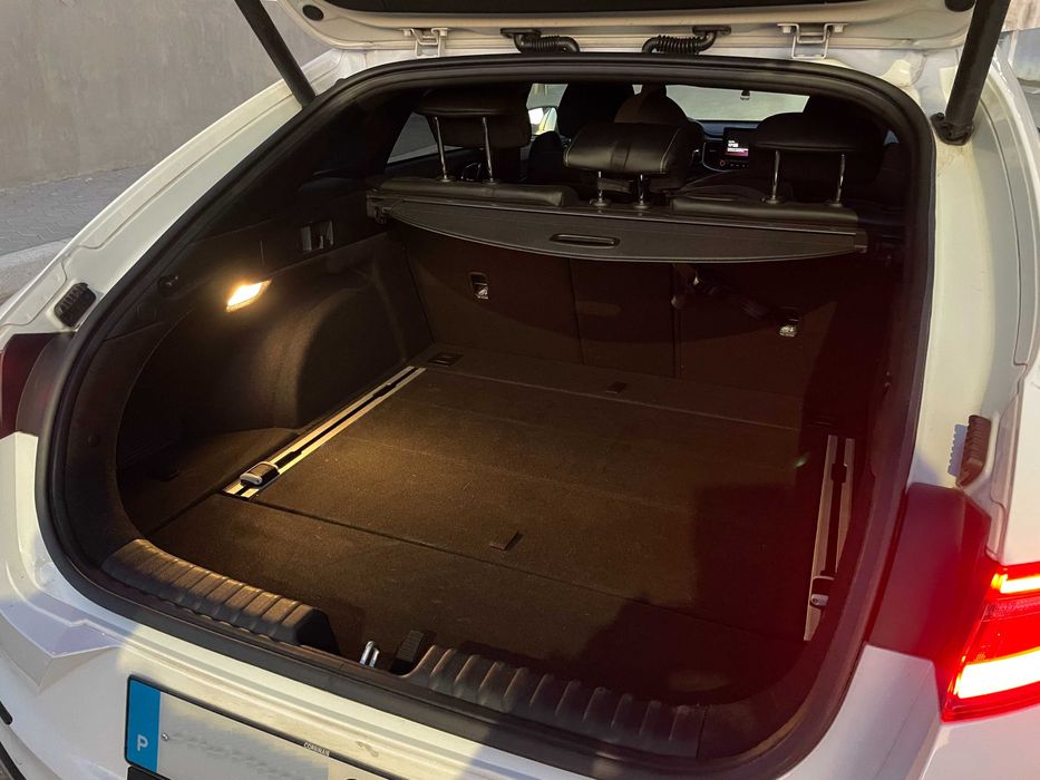 Kia ProCeed GT 1.6 CRDI DC7 (Automática) - 96000km