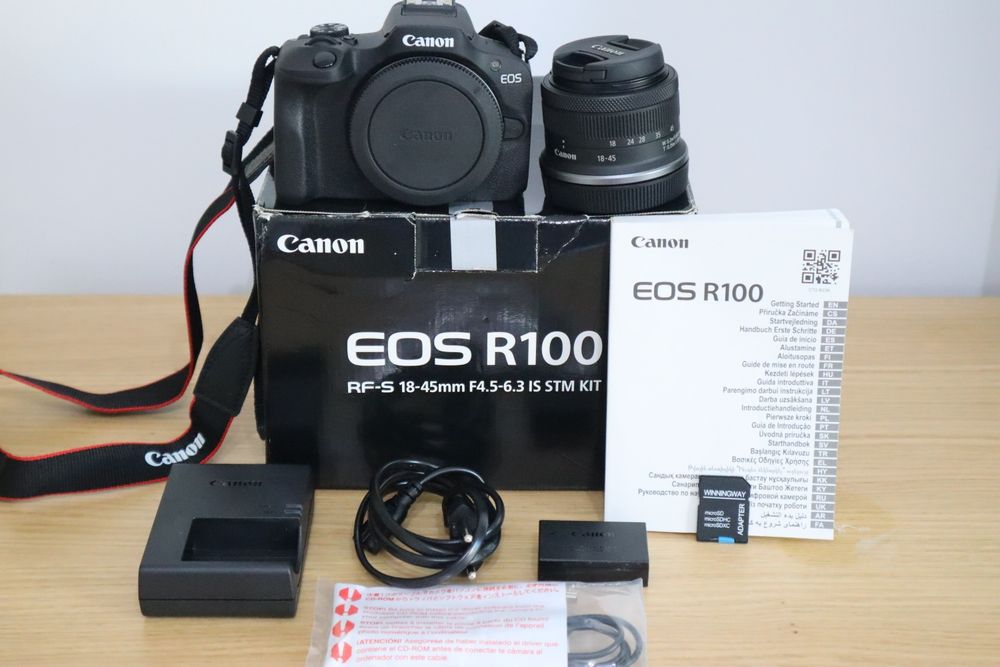 Canon R100 + RFS 18-45mm
