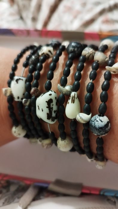 Pulseiras em caracol