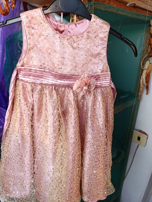 Плаття на вечірку