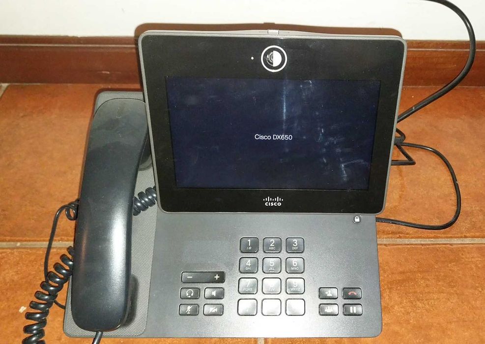Telefone CISCO DX650 com fonte