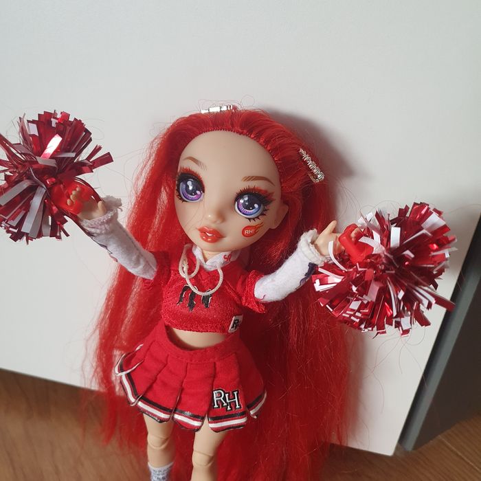 Lalka Rainbow High Ruby Cheerliderka