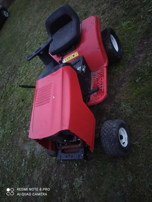 Sprzedam traktorek kosiarkę MTD. 11KM.