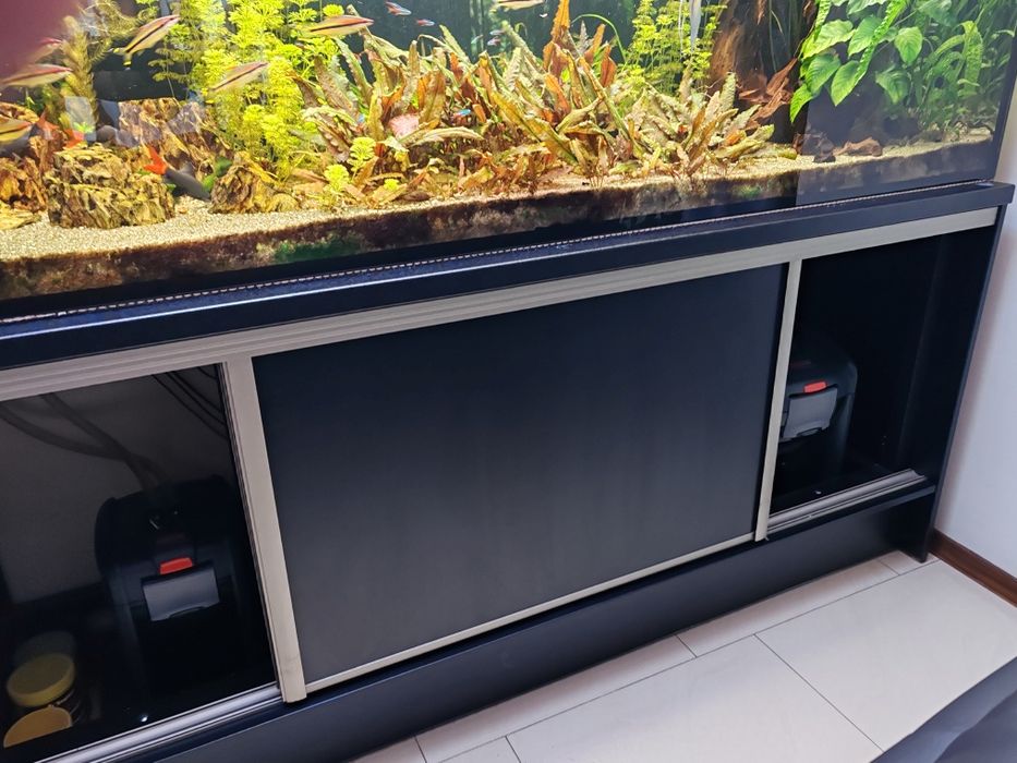 Akwarium 600l z szafką
