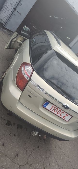 Subaru Outback  2.5
