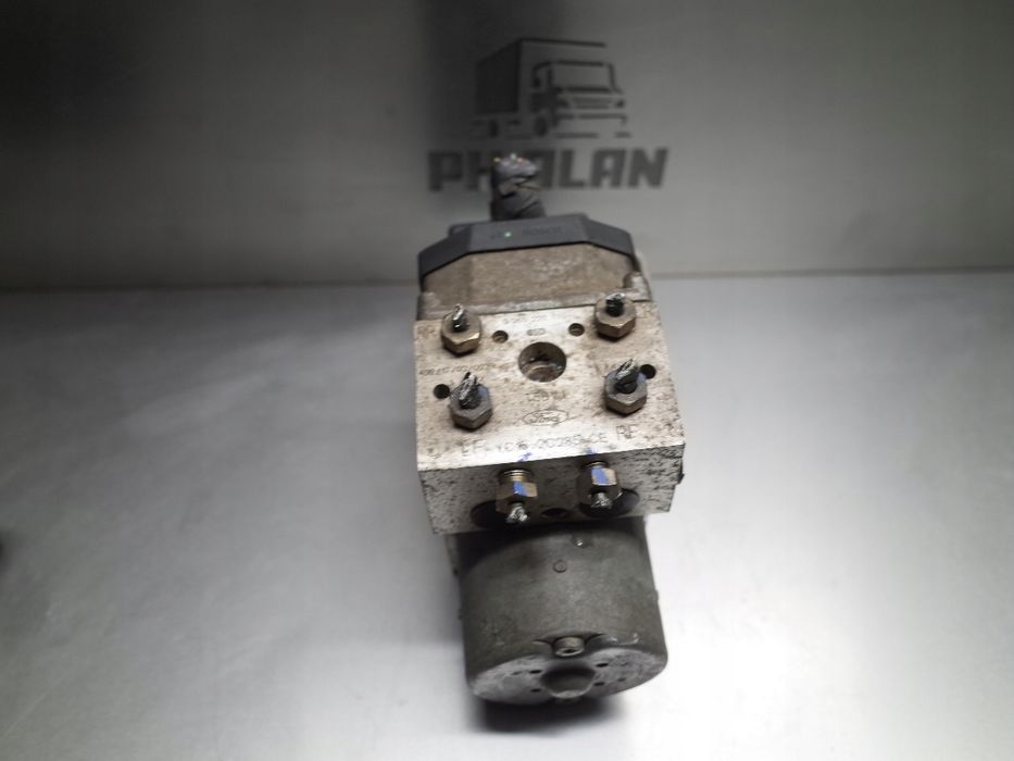 pompa hamulcowa abs ford transit vi 00-06 0265220486 yc15-2c285ce