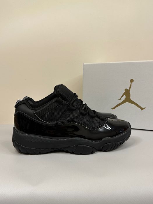 Кроссовки мужские Jordan 11 low black черные джордан кросівки