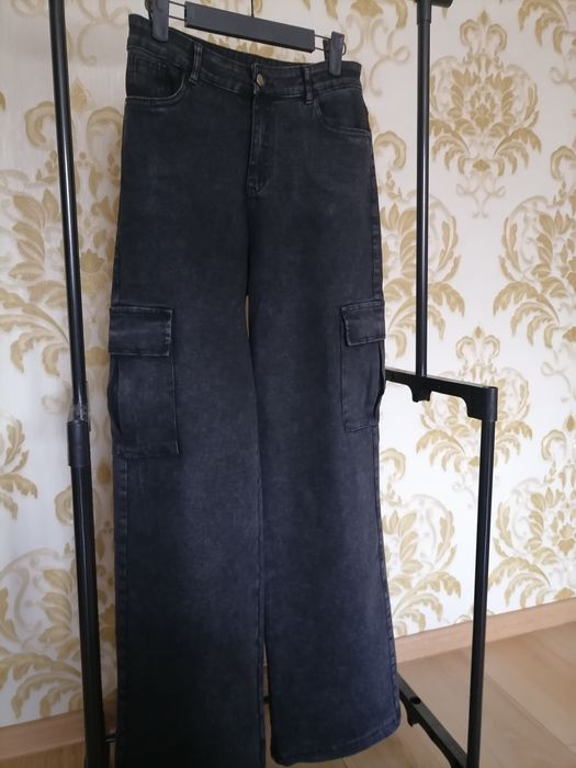 Жіночі вільні карго штани