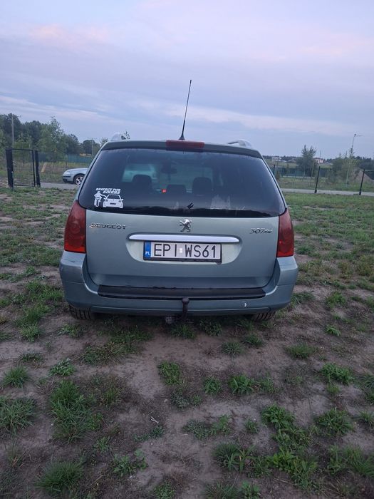 PEUGEOT 307   7osobowy