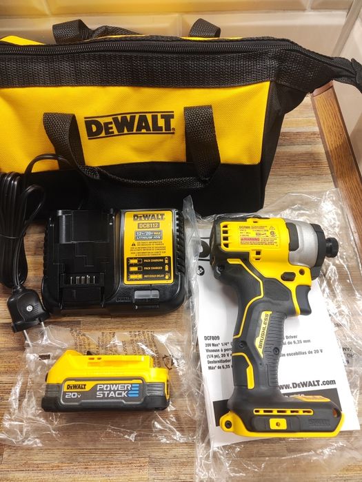 Оригінальний Комплект DCF809 з акумом POWERSTACK, оригінал із США