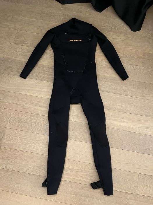 Pianka Neilpryde Rise FZ 5/4mm (front zip L 102/LT)