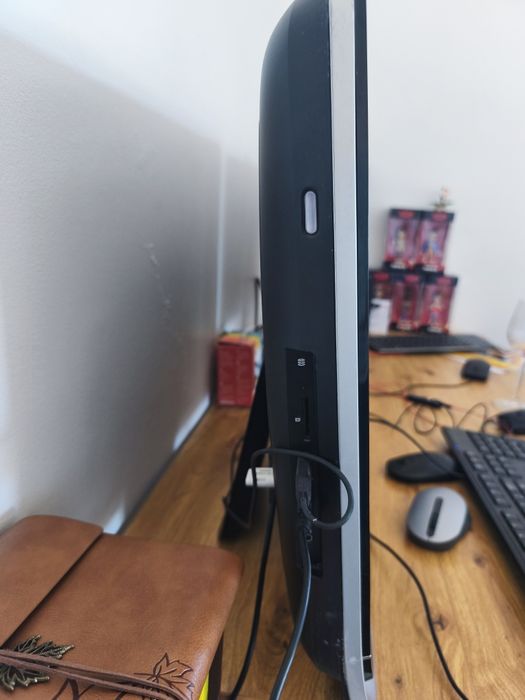 HP Pavilion 23 - All in One