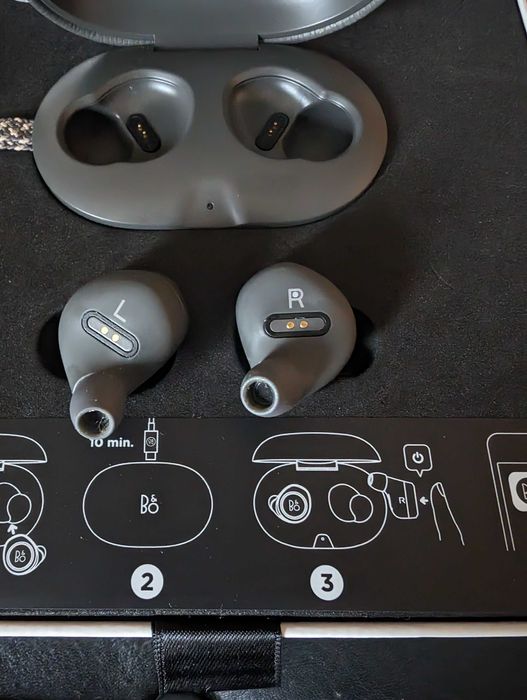 Bang & Olufsen Beoplay E8 — Auriculares Bluetooth Premium