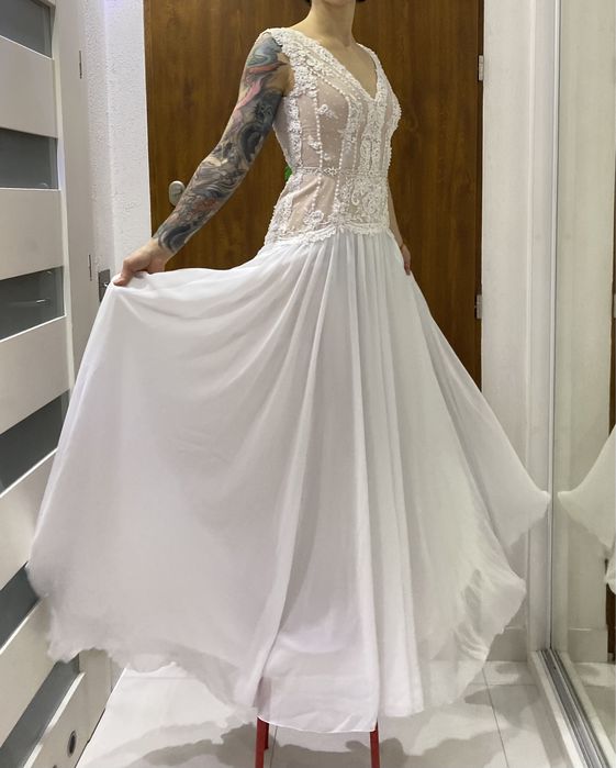 Nowa piękna Suknia ślubna BOHO 34/36 długa góra francuska koronka