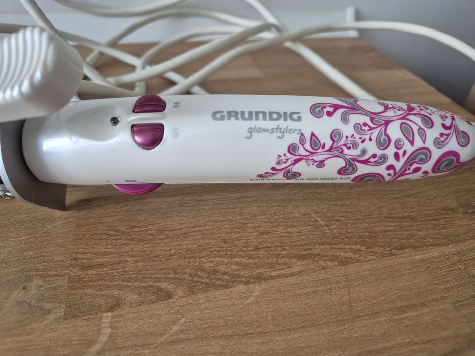 Lokówka Grundig Glamstylers HS 6732