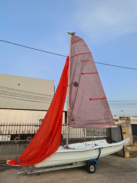 barco vela ligeira Laser Bahia Vago Pico Bug Stratos Dart 16 e Vortex