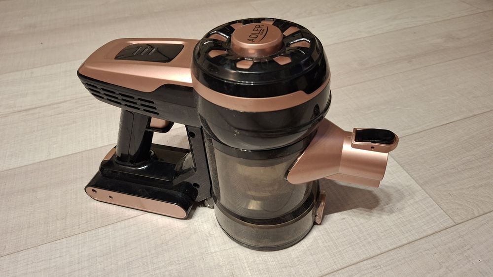 Odkurzacz pionowy Adler AD7044