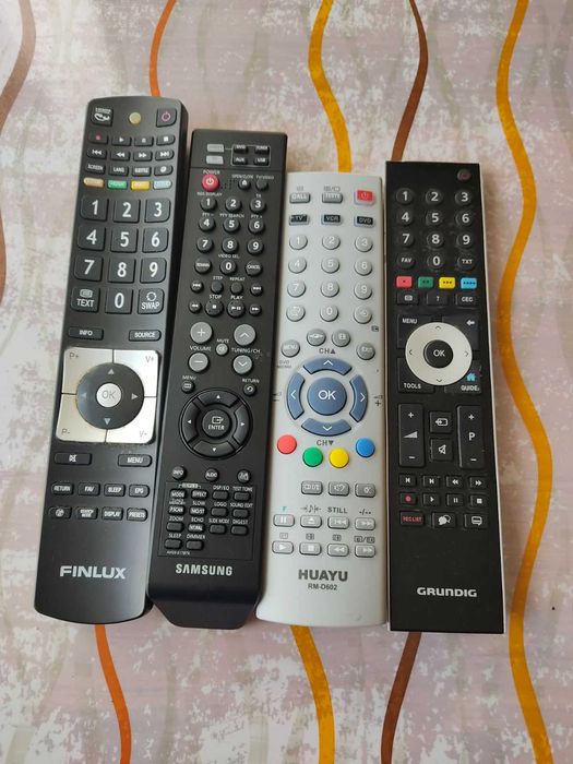 Пульти для ТВ в робочому стані
