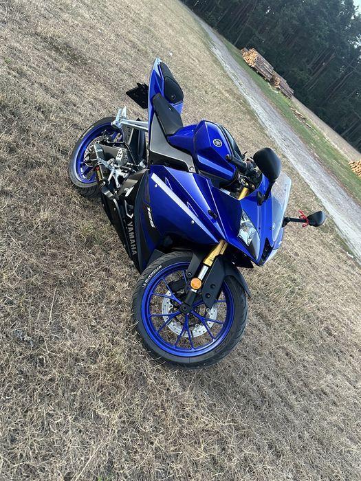 Sparzedam yamaha yzf r-125 z abs niski przebieg
