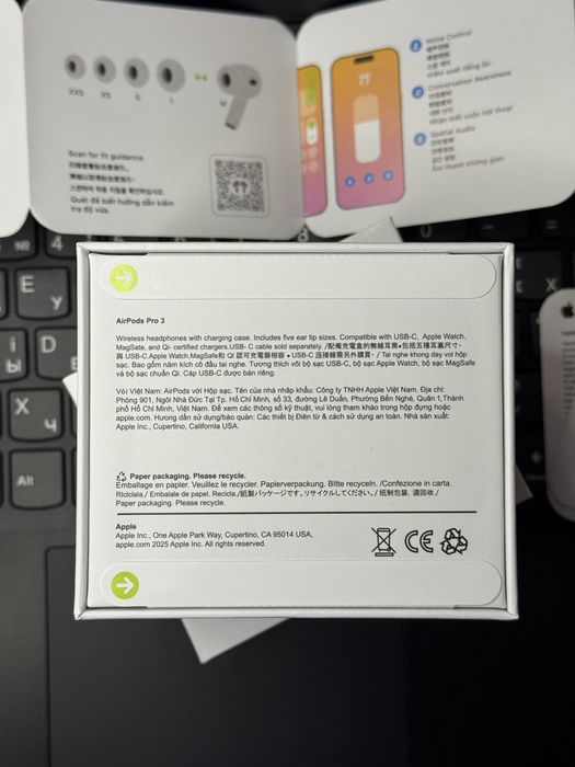 Навушники Apple AirPods Pro 3 (Шумоподавлення, режим прозорості)