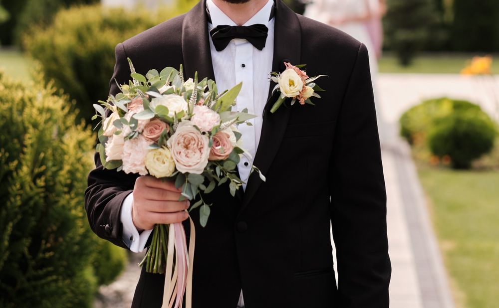 Smoking w kolorze czarnym + koszula