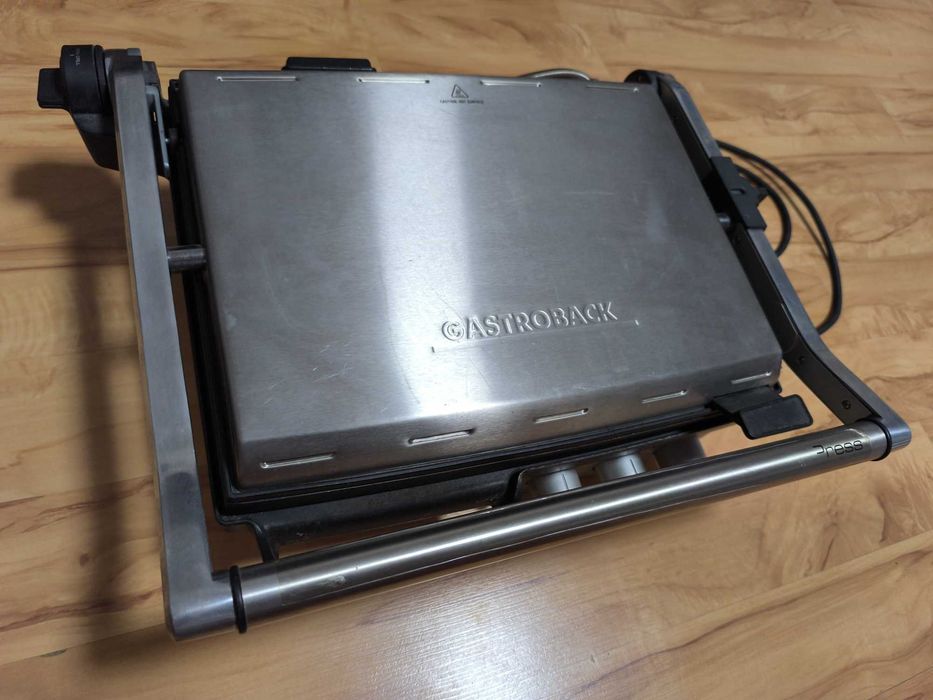 Opiekacz Grill elektryczny 2400W do kanapek kebaba Gastroback 42534