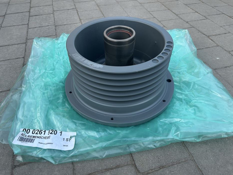 Nowe oryginalne koło pasowe silnika bębna CLAAS JAGUAR rotora skrzyni