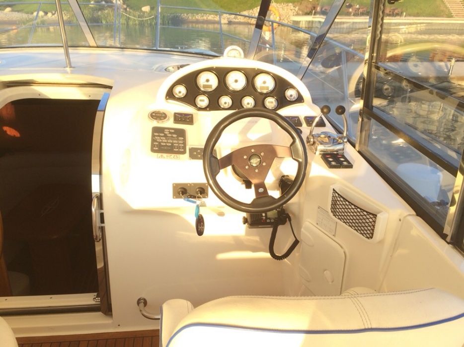 Продам яхту Бавария 33 НТ