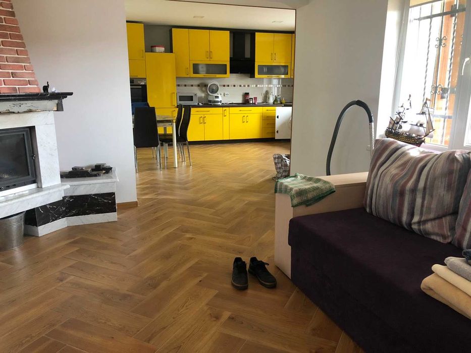 Оренда окремого будинку в Брюховичах