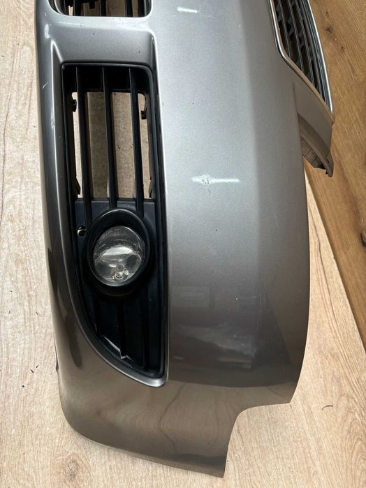 Zderzak przedni Audi A4 B6 Cabrio kolor ly7q