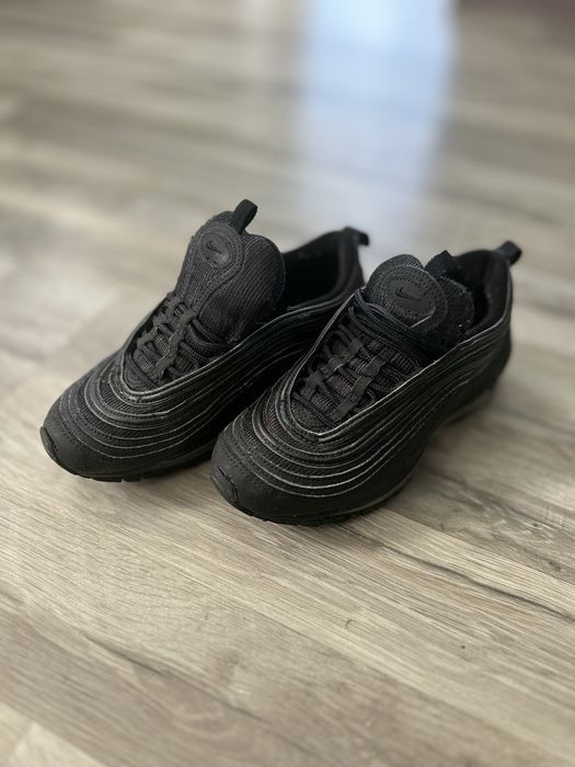 Кроссовки Nike или ботинки на мальчика