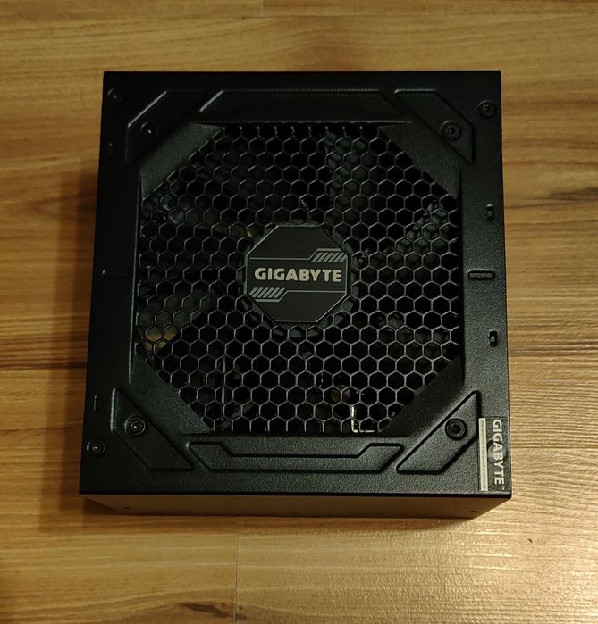 Zasilacz Gigabyte GP-P850GM