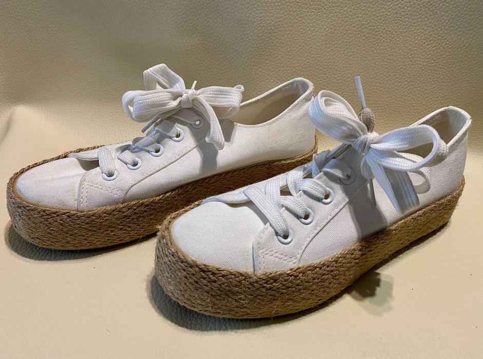 Jak nowe Buty 35  białe tenisówki wkładka 22cm