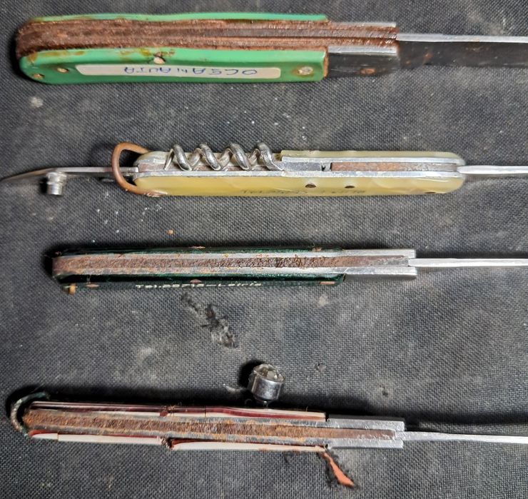 Lote de 4 Navalhas ou Canivetes, Lâminas em Inox.