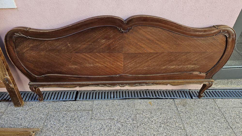 Cama casal Queen Anne