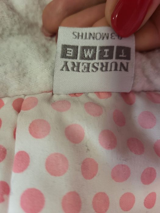 Kombinezon niemowlęcy noworodkowy dla dziewczynki 62 wyprawka