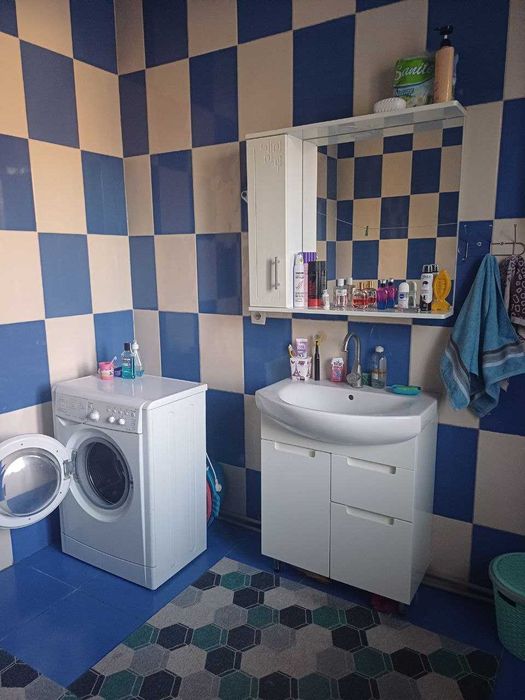 Продається затишний будинок з ремонтом в Богодухові