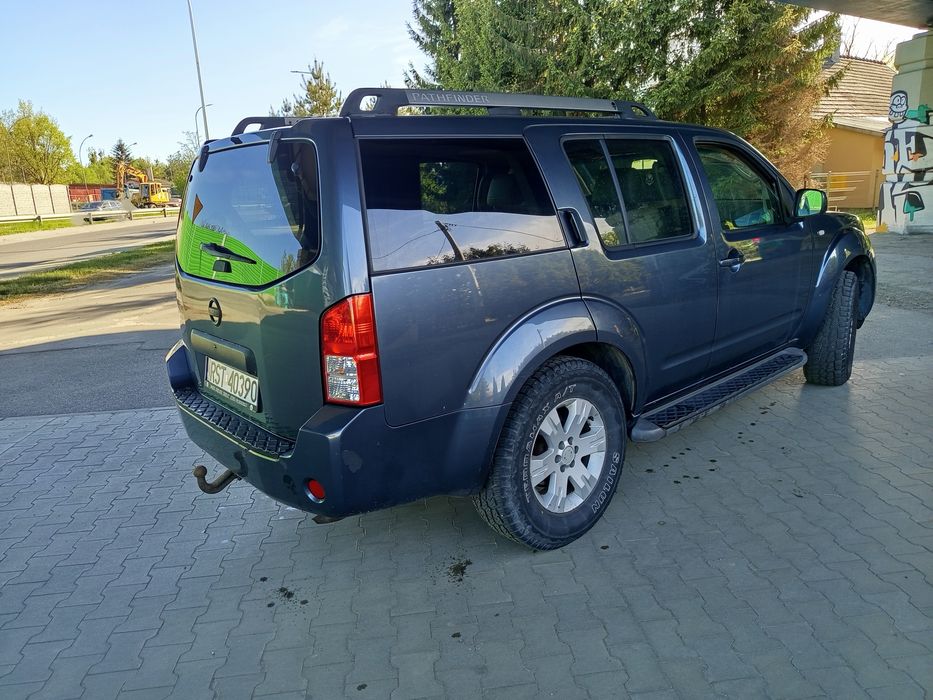 Nissan Pathfinter 2.5DCI 2007r 4X4 Automat 7-Os. zam.iana traktor