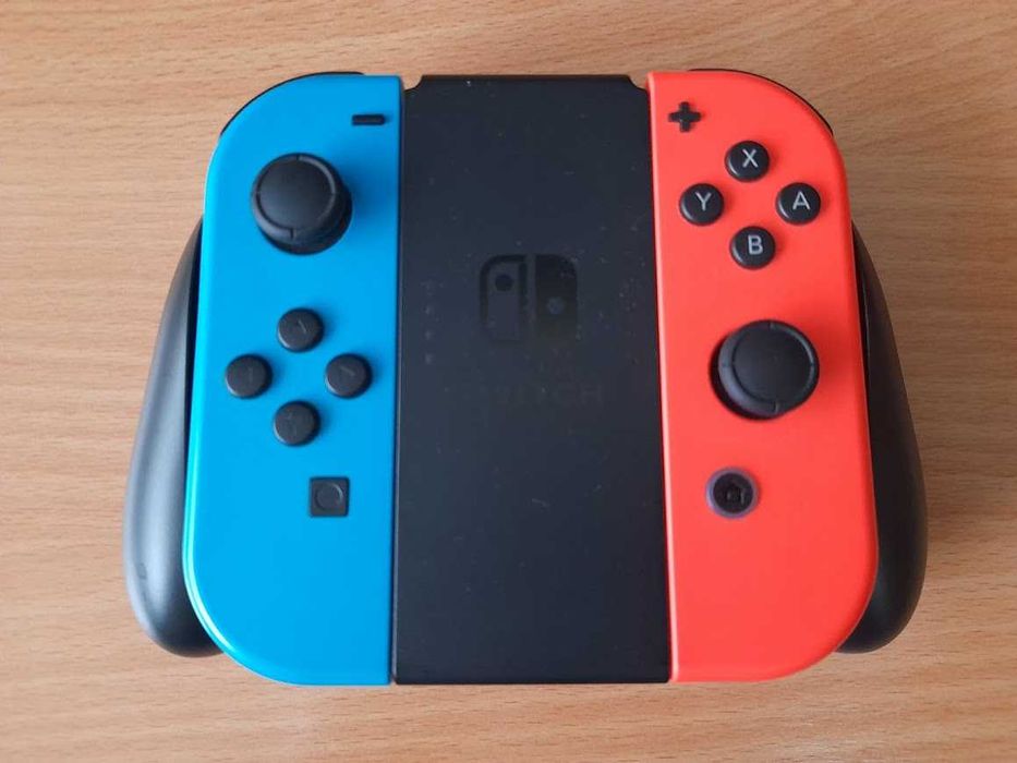 Nintendo Switch V2 + Mario Kart + Super Mario Wonder - Só vendo junto