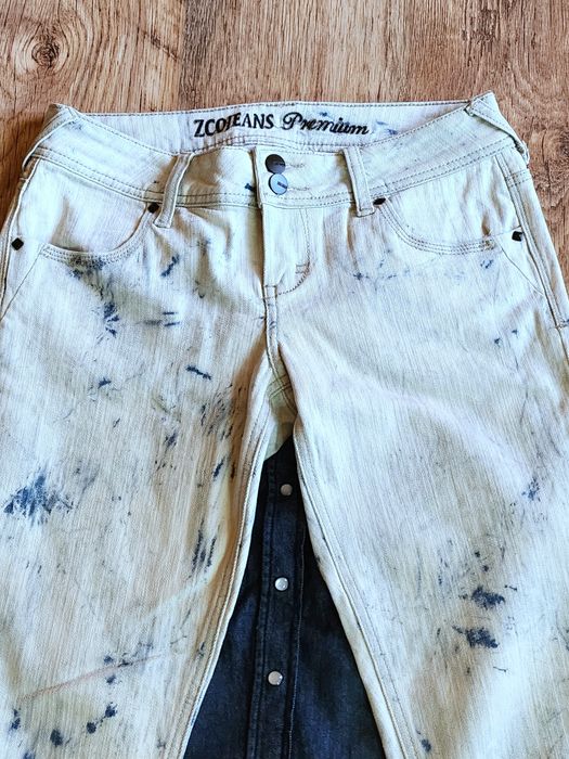 Spodnie jeansowe damskie jasnoniebieskie elastyczne