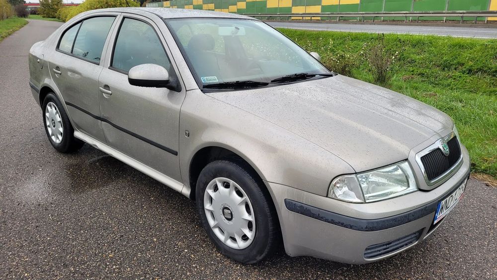 Skoda Octavia Salonowy z LPG