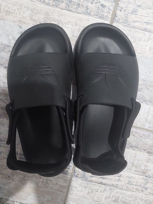 Сандалі-пантолети, кросівки NIKE, розмір 39